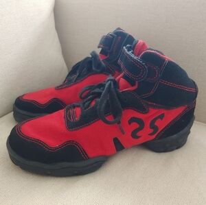 EUC Sansha Boomerang 7 Hip Hop Dance Sneakers Shoes Red